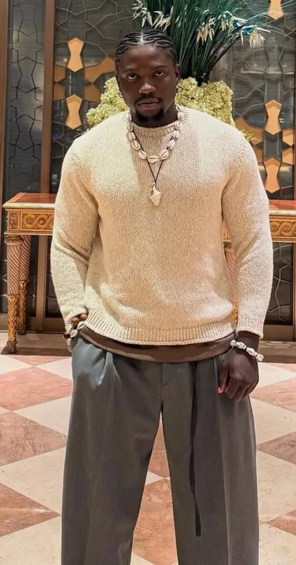 2025 International Day of the Youth: A Health Economist, Dr Oluedo Eric, has extolled the gallantry displayed recently by a Nigerian Youth, Martins Vincent Otse, (VeryDarkMan, VDM), who led a team of other Youths to confront armed kidnappers in Edo state, and rescued one of the wounded victims.